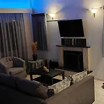 Sea View House *