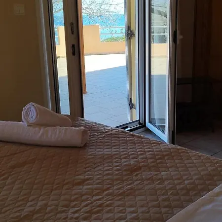 Sea View House Apartment *