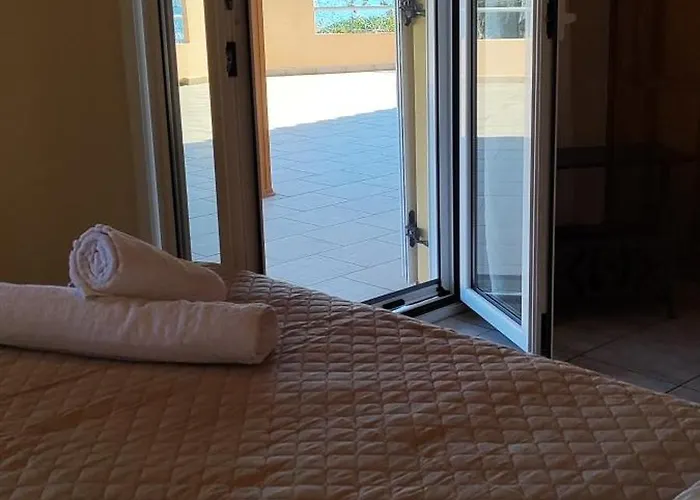 Sea View House Apartment *