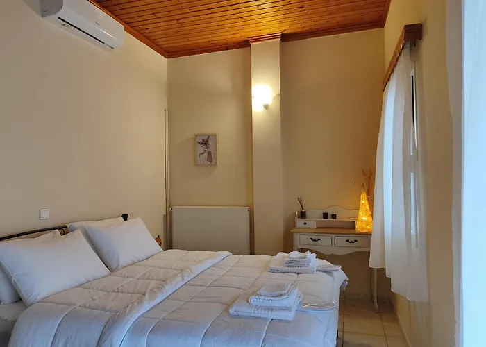 Sea View House Égio